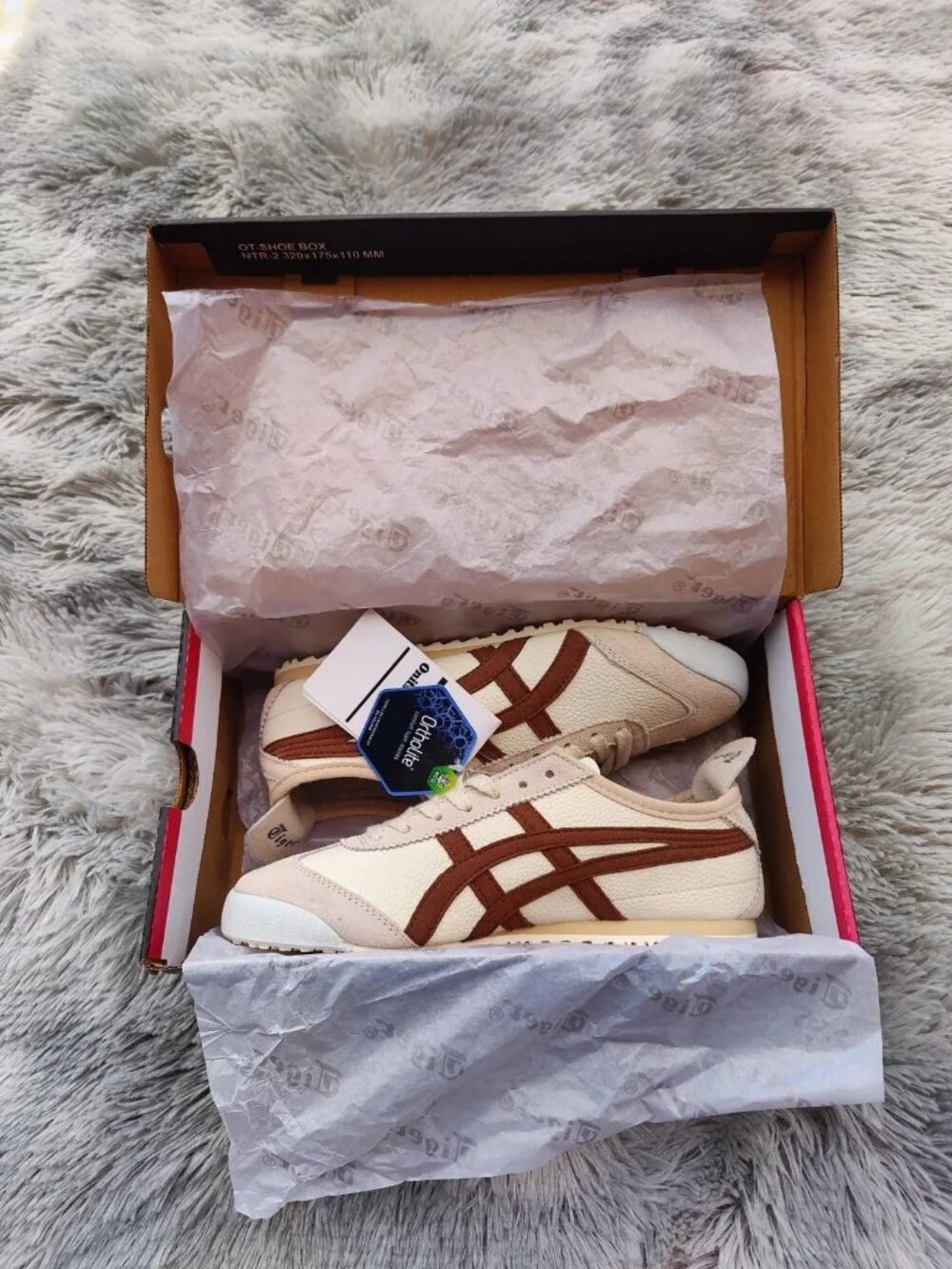 Onitsuka Tiger by Asics Cream and Brown Mexico 66 Sneakers